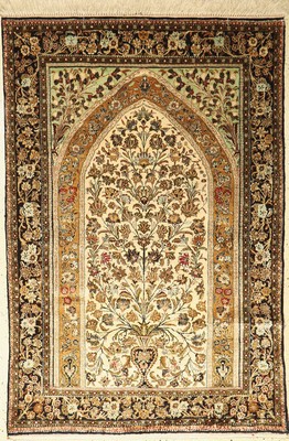 Ghom Seide, Persien, ca. 60 Jahre, reine Naturseide, ca. 163 x 110 cm, EHZ: 2
