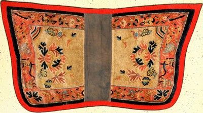 Schigatse "Makden" alt, Südtibet, um 1920, Wolle geknüpft auf Wolle. Tibetische Sattelauflage mit Symbolornamentik. Sammelwürdig, ca. ...