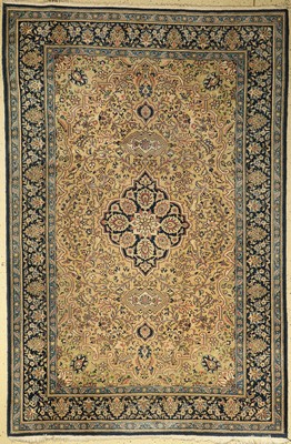 Ghom Kork mit Seide, Persien, ca. 50 Jahre,Korkwolle mit Seide, ca. 280 x 184 cm, EHZ: 2-3