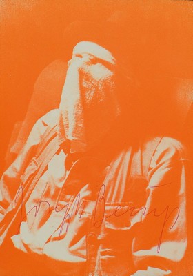 Joseph Beuys, 1921 - 1986, Multiple, handsigniert, "Joseph Beuys auf dem Flug nach Amerika", rot, aus 1974, unter Glas, Rahmen: 26 x 20 cm