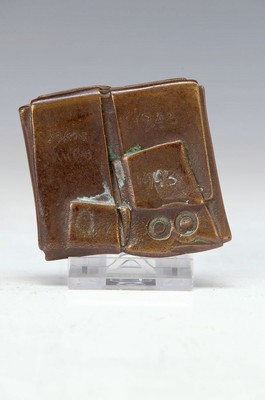 Eduardo Chillida,1924-2004, "für Miro", Bronzeskulptur im Format 5.5 x 6 x 1 cm, rückseitig signiert und bezeichnet, Auflage nur 100 ...