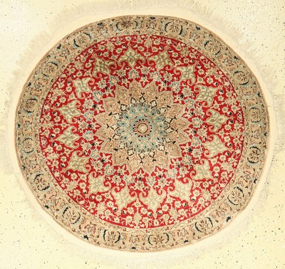 Nain Seide Rund, Persien, ca. 40 Jahre, reine Naturseide, ca. 105 cm, EHZ: 2-3