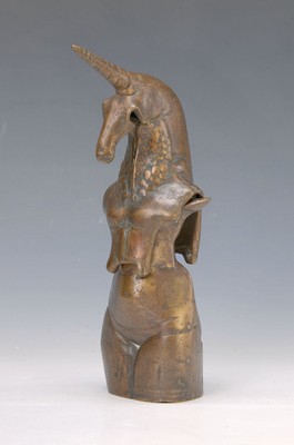 Gernot Rumpf, geb. 1941 Kaiserslautern, Bronzeskulptur, Einhorn, Einhornbüste auf Frauentorso aufgesteckt, zweiteilig, auch einzeln stellbar, am ...