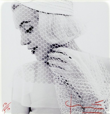 Bert Stern, 1920 - 2013 New York, Fotografie, "Marilyn wedding veil", auf dickem matten Fotopapier, hochwertiger Irisprint, handsigniert ...