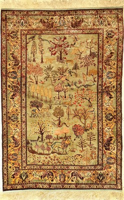 Grüner Seiden Kaisery alt (Paradies Tier-Darstellungen), Türkei, um 1950, reine Naturseide, ca. 144 x 98 cm, EHZ: 2. Feine Qualität, sehr seltene ...