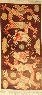 China Drachenteppich, China, ca. 50 Jahre, Wolle auf Baumwolle, ca. 194 x 92 cm, EHZ: 2-3