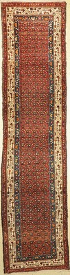 Hamadan antik, Persien, um 1920, Wolle auf Baumwolle, ca. 388 x 96 cm, Leichte Gebrauchsspuren, Ränder zerschlissen