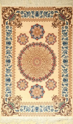 Esfahan fein, Persien, ca. 20 Jahre, Korkwolle mit und auf Seide, ca. 167 x 110 cm,EHZ: 2, (fachkundig gereinigt)