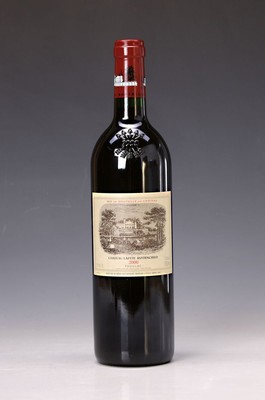 1 Flasche Chateau Lafite Rothschild, 2000, Pauillac, 75cl, Füllstand into neck, guter Erhaltungszustand, unverkostet