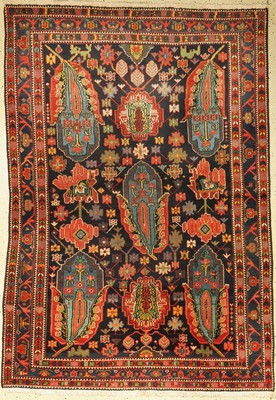 Bachtiar alt, Persien, um 1930/1940, Wolle auf Baumwolle, ca. 208 x 148 cm, Naturfarben, Mother-Daughter Boteh, EHZ: 3, dekorativ