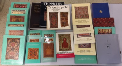Konvolut Teppichbücher, 1 von Engelhardt, 4von Schurmann, 20 von Bausback