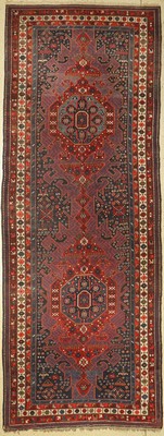 Kazak alt, Kaukasus, um 1930, Wolle auf Wolle, ca. 395 x 150 cm, EHZ: 4