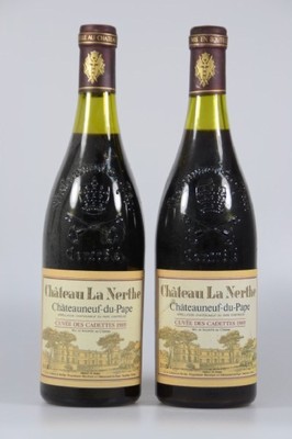 6 Flaschen Chateau La Nerthe, Chateauneuf-du- Pape, Cuvée Des Cadettes 1989, original Kapsel, 75 cl, war laut Auskunft immer im Weinkeller liegend ...