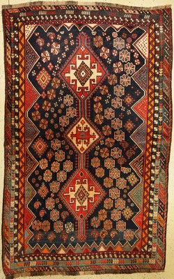 Luri Bachtiar, Persien, um 1930, Wolle auf Wolle, ca. 240 x 153 cm, EHZ: 3