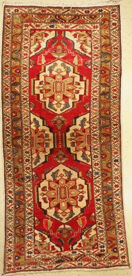 Meschgin alt, Persien, um 1940, Wolle auf Baumwolle, ca. 250 x 116 cm, EHZ: 2-3