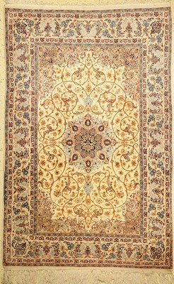 Esfahan fein alt, Persien, um 1950, Korkwolle auf Seide, ca. 233 x 153 cm, ca. 1,0Mio. Kn/qm, EHZ: 2