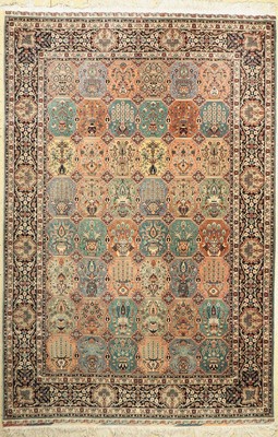 Lahor Kork fein, Pakistan, ca. 30 Jahre, Korkwolle, ca. 280 x 185 cm, EHZ: 2