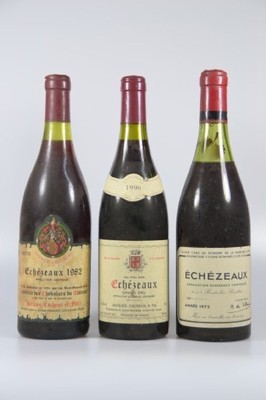 9 Flaschen Echezeaux, 6x 1982, 1x 1972, 1x 1985, 1x 1990, je 75cl, orig. verkorkt und unverkostet, into shoulder