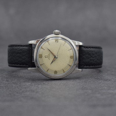 OMEGA Herrenarmbanduhr mit Hammerautomatik Ref. 2577-1, Schweiz um 1950, Edelstahlgeh. m. geschr. Boden, silb. Zifferbl. m. aufges. Std.-Ind. fl., ...