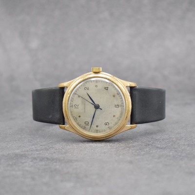 LONGINES Herrenarmbanduhr, Handaufzug, Schweiz um 1950, verg. Metallgeh. ber., Edelstahlboden verschr., Zifferbl. altersbed. fl./pat., Anz. v. Std., ...