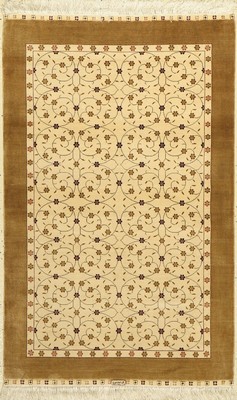 Hereke Seide fein, China, ca. 50 Jahre, reine Naturseide, ca. 122 x 78 cm, ca. 800.000Kn/qm, (9x9 Knoten), EHZ: 2