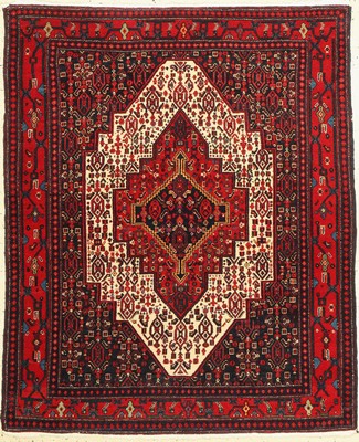 Senneh alt, Persien, ca. 60 Jahre, Wolle auf Baumwolle, ca. 150 x 122 cm, EHZ: 2-3