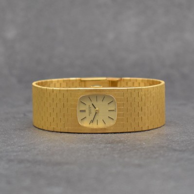 IWC feine Damenarmbanduhr in GG 750/000 Referenz 6008, Handaufzug, Schweiz um 1973, 2-teil. Geh., Boden aufgedr., gold. Zifferbl. m. aufgel. Indizes, ...