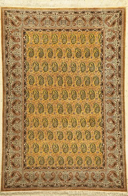 Ghom Seide fein, Persien, um 1940, reine Naturseide, ca. 160 x 109 cm, EHZ: 2