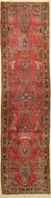 Us Re-Import Sarogh antik, Persien, um 1900, Wolle auf Baumwolle, ca. 310 x 80 cm, Starke Gebrauchsspuren