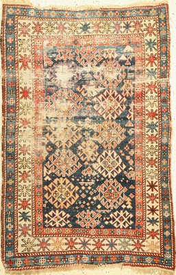 Kazak antik, Kaukasus, Ende 19 Jhd, Wolle auf Wolle, ca. 149 x 101 cm, Starke Gebrauchsspuren.