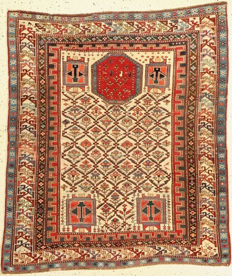 Schirwan Marasali antik, Weissgrundiger Gebetsteppich, Kaukaus,Anfang 19 Jhd, Wolle auf Wolle, ca. 140 x 123 cm, Mittlere Gebrauchsspuren,kleine ...