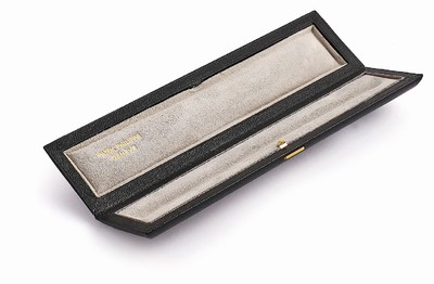 PATEK PHILIPPE Armbanduhr Etui, Schweiz um 1965, Original Zustand, gut erhalten, M. ca. 24 x 230 x 55 mm, in gebrauchsfähigem Zustand