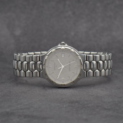 LONGINES Conquest Herrenarmbanduhr in Stahl, Schweiz um 1985, quarz, Boden aufgedr., Gliederband m. dopp. Faltschl., silb. Zifferbl. m. aufges. ...