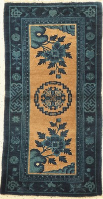 Pao Tow, China, um 1940, Wolle auf Baumwolle, ca. 133 x 70 cm, guter Zustand