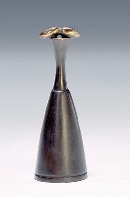 Paul Wunderlich, 1927-2010, Bronzeskulptur, Löschhütchen, sign., num. 1551, ca. 9 cm