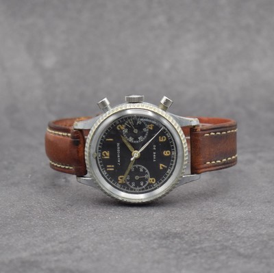 J. AURICOSTE Type 20 Fliegerchronograph mit Flyback der französischen Luftwaffe, Schweiz um 1954, Handaufzug, verchr. Geh. berieben, geriffelte ...