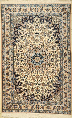 Nain fein(9La), Persien, ca. 40 Jahre, Korkwolle mit Seide, ca. 198 x 128 cm, EHZ: 2