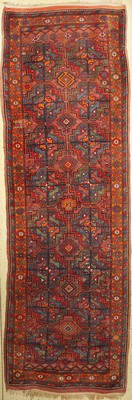 Khorasan Kordi, Persien, um 1950, Wolle aufWolle, ca. 400 x 135 cm, Mittlere Gebrauchsspuren, Restaurierung, Trittfalten