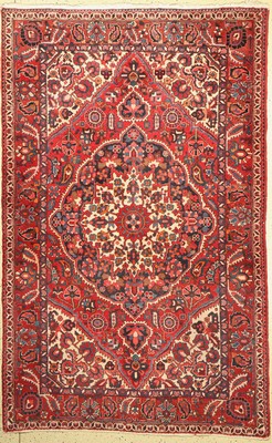 Bachtiar alt, Persien, um 1960, Wolle auf Baumwolle, ca. 255 x 160 cm, Leichte Gebrauchsspuren