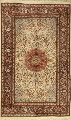Lahor fein, Pakistan, ca. 40 Jahre, Korkwolle, ca. 250 x 154 cm, guter Zustand, verschmutzt