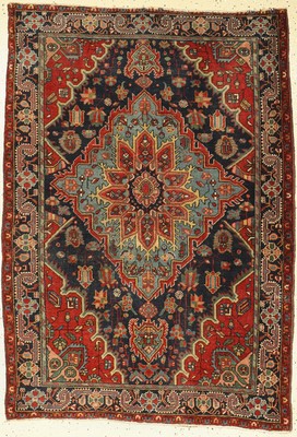 Farahan antik, Persien, um 1900, Wolle auf Baumwolle, ca. 153 x 108 cm, Starke Gebrauchsspuren, minimal verkürzt