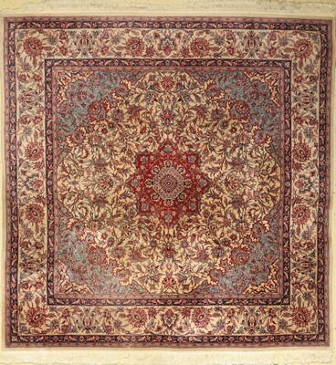 Esfahan fein, China, ca. 50 Jahre, Korkwolle, ca. 250 x 245 cm, guter Zustand, Stark verschmutzt