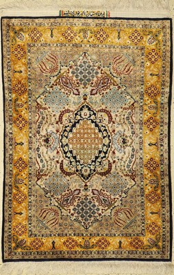 Esfahan Seide fein Signiert, Persien, um 1940, reine Naturseide, ca. 156 x 105 cm, guter Zustand