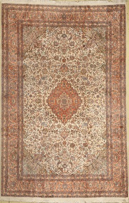 Kashmir Seide, Indien, ca. 40 Jahre, Seide auf Baumwolle, ca. 277 x 182 cm, EHZ: 3