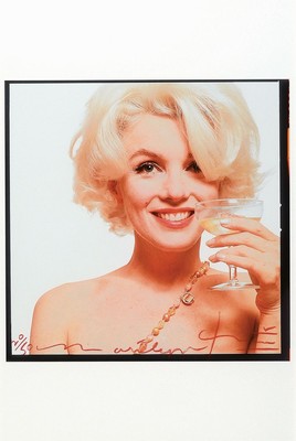 Bert Stern, 1929-2013, "Marilyn with Champagne", Fotografie auf dickem mattem Fotopapier, Drucktechnik: hochwertiger Iris-Print, handsign., ...
