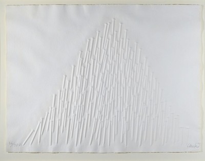 Günther Uecker, geb. 1930, Prägedruck auf dickem, handgeschöpftem Büttenpapier, extrem seltenes Blatt, unten rechts handsigniert, dat. (20)01, ...
