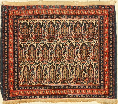 Senneh antik, Persien, um 1900, Wolle auf Baumwolle, ca. 90 x 75 cm, EHZ: 3