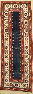 Antiker Talisch Galerie datiert, Kaukasus, datiert 1822, Wolle geknüpft auf Wolle, Blaugrundiger Talisch mit typischem Feld, ca. 355 x 130 cm, ...