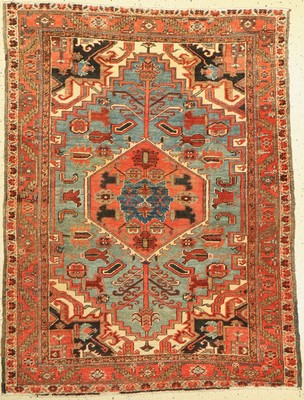 Antiker Heriz, Persien, um 1900, Wolle geknüpft auf Baumwolle, ca. 180 x 137 cm, EHZ:3-4(seltene Farbe)stellenweise niedriger Flor