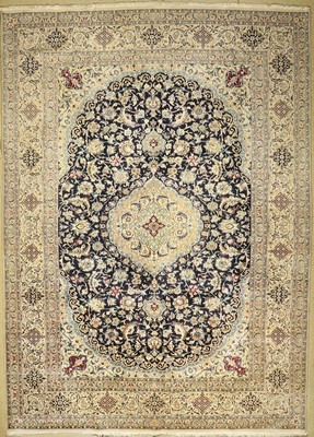 Nain, Persien, ca. 50 Jahre, Wolle auf Baumwolle, ca. 404 x 290 cm, EHZ: 2